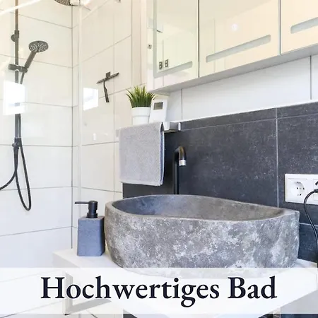 Relax-apartment Biberach - Relax Massagesessel - Smart-tv 85 Zoll - Voll Ausgestattete Küche - High-speed Internet - Arbeitsplatz Mit Curved Monitor Apartamento Biberach an der Riß